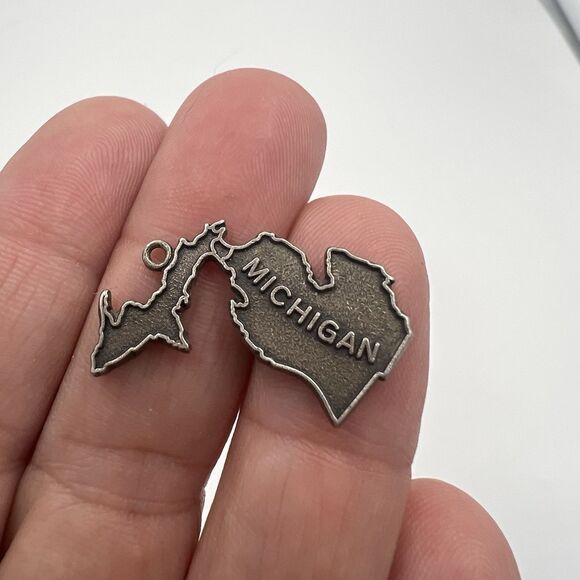 Vintage Estate 925 Sterling Silver Wolverine State of Michigan Charm Pendant - Picture 5 of 6